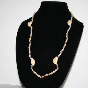 🐚 Long Vintage Shell Necklace · 32”